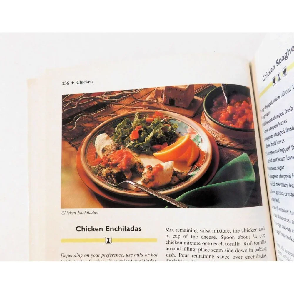 Betty Crocker New Choices Cookbook Over 500 Recipes for Eating Right 1993 HB